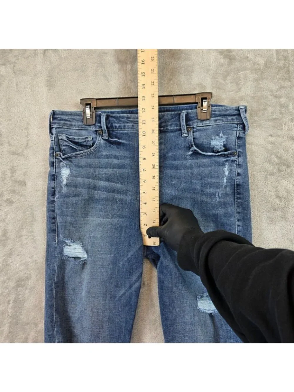 True Religion Shorts Mens 34 Blue Denim Distressed Bermuda 11 Inseam Raw Hem